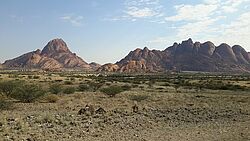Spitzkoppe Bergformation im Naukluft Park Namibia