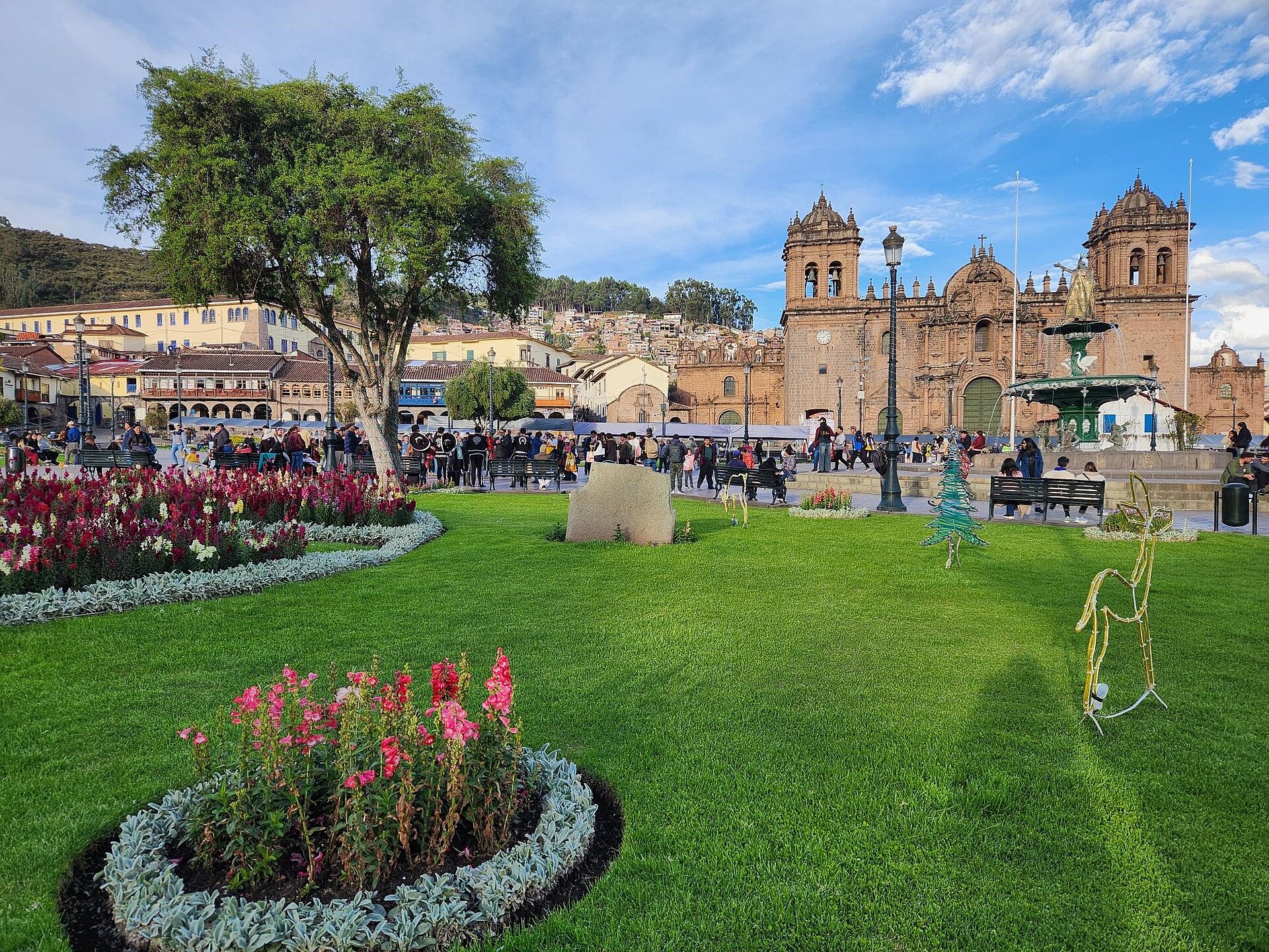 Zentraler Platz in Cuzco mit Blick auf die Kathedrale