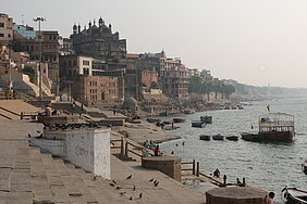 Heilige Stadt Varanasi am Ganges Fluss