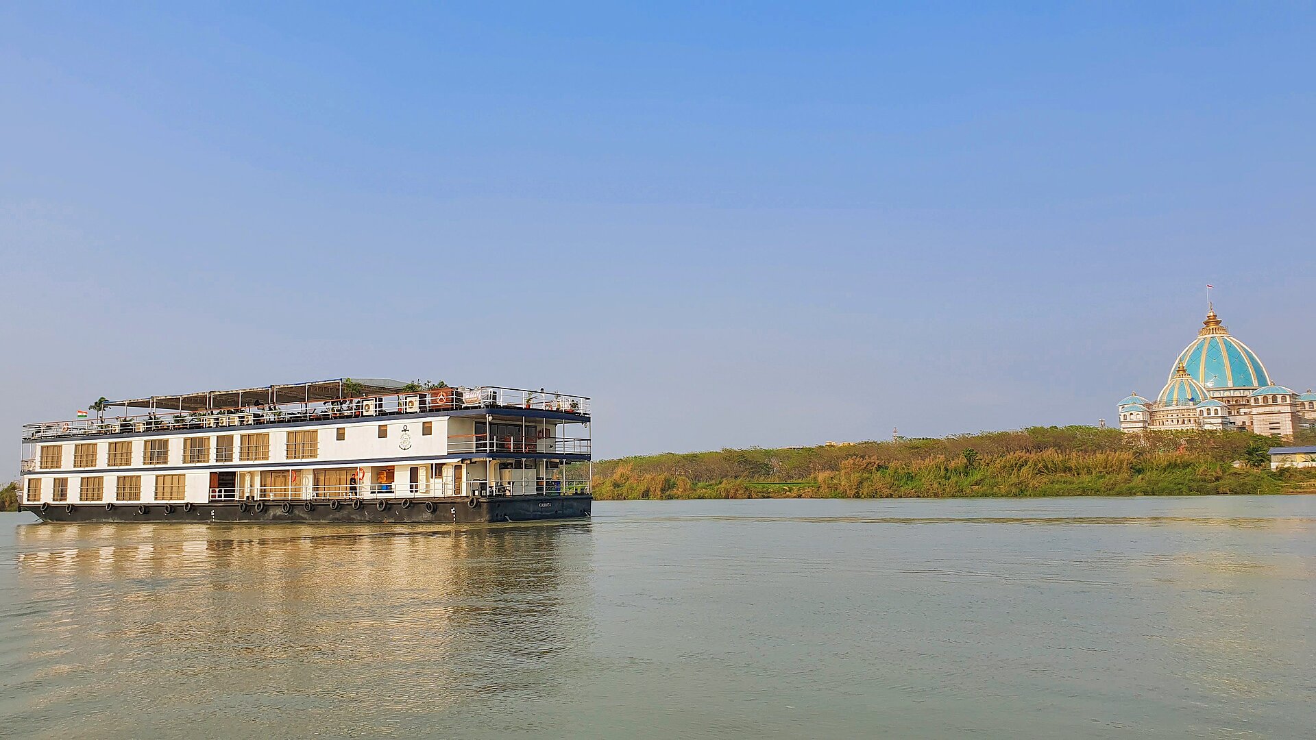 ABN Blick auf das Keuzfahrtschiff